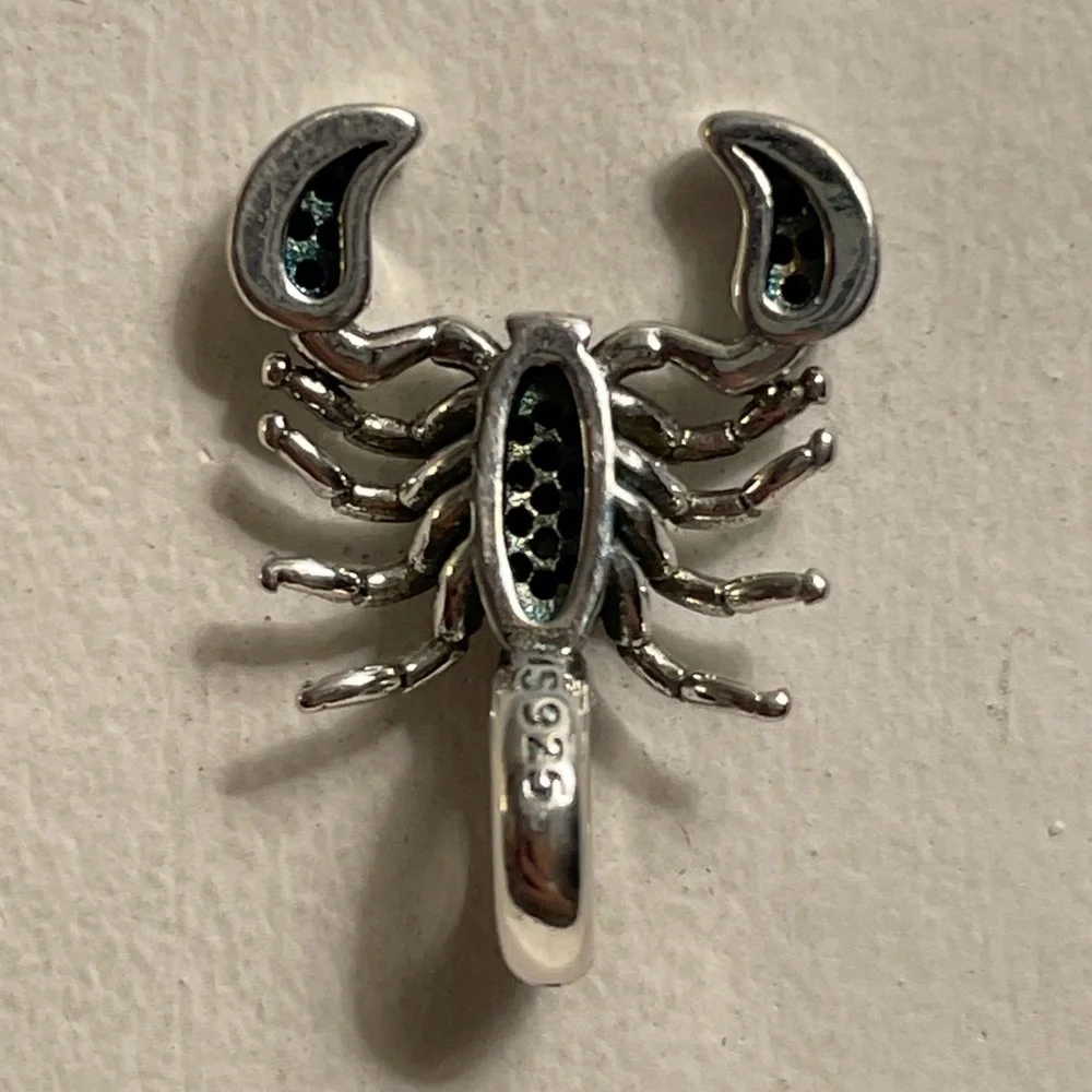 Bracelet Charm Scorpion with Black Rhinestones - Picture 6 of 8